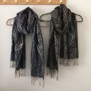 Scarf set: Blue (left),Green (right). Forever 21.